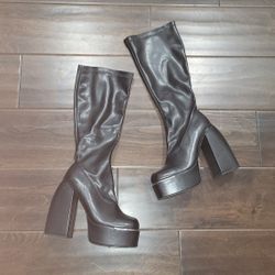 Forever 21 Size 10 Gogo Boots Black Stretch Vinyl With Zipper Halloween Excellent Condition PRICE Is Firm Cash Only 