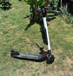 Electric scooter