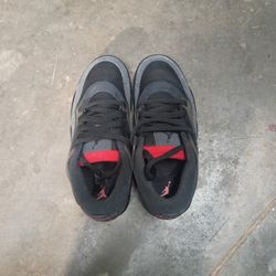 Nike Air Jordan 4 RMBlack/Varsity Red/Anthracite