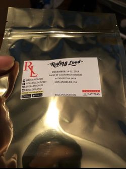 Rolling loud 2 day pass sealed meet at the festival