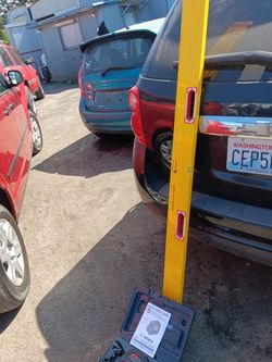 Nivel Stbia Nuevo De 10' Y Lacer Bosch