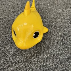 Baby shark Bath Toy .. Sings When In Water