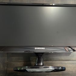 Samsung 24" LED Monitor