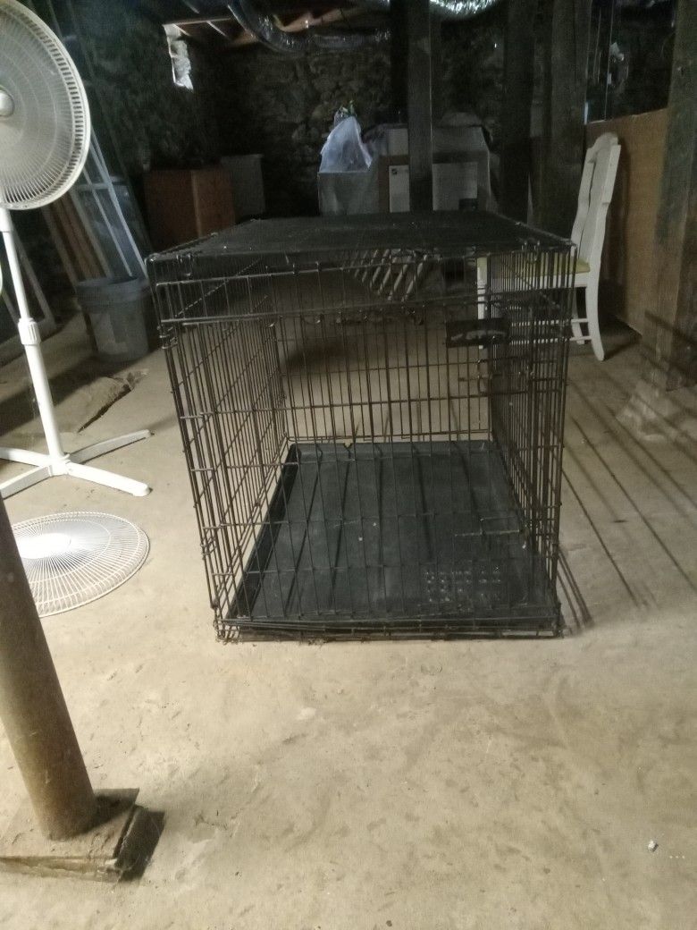  Large Dog Crate w/tray 