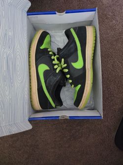 Nike SB Dunk low Neon j pack green size 9.5