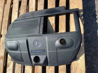 2010-2011 Mercedes ML450 HYBRID W164 Engine Cover OEM