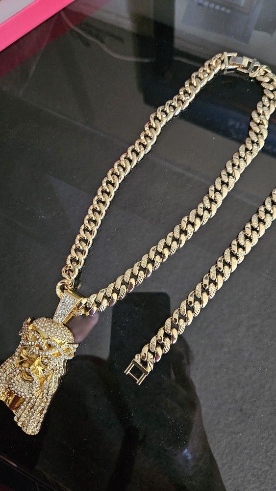 Mens 24 Inch Gold Plated Chain And Bracelet Set 
