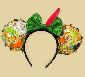 Disney ears / Mickey ears