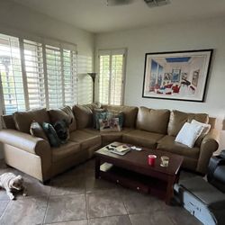 Modern 3 Year Old Sectional Sofa Excellent Condition $1050  OBO