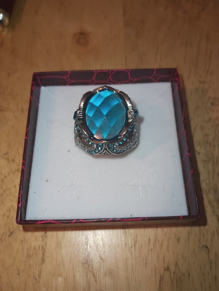 Silver Tone Statement Ring