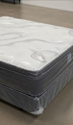 Pillow Top Mattress and Box Spring Set
