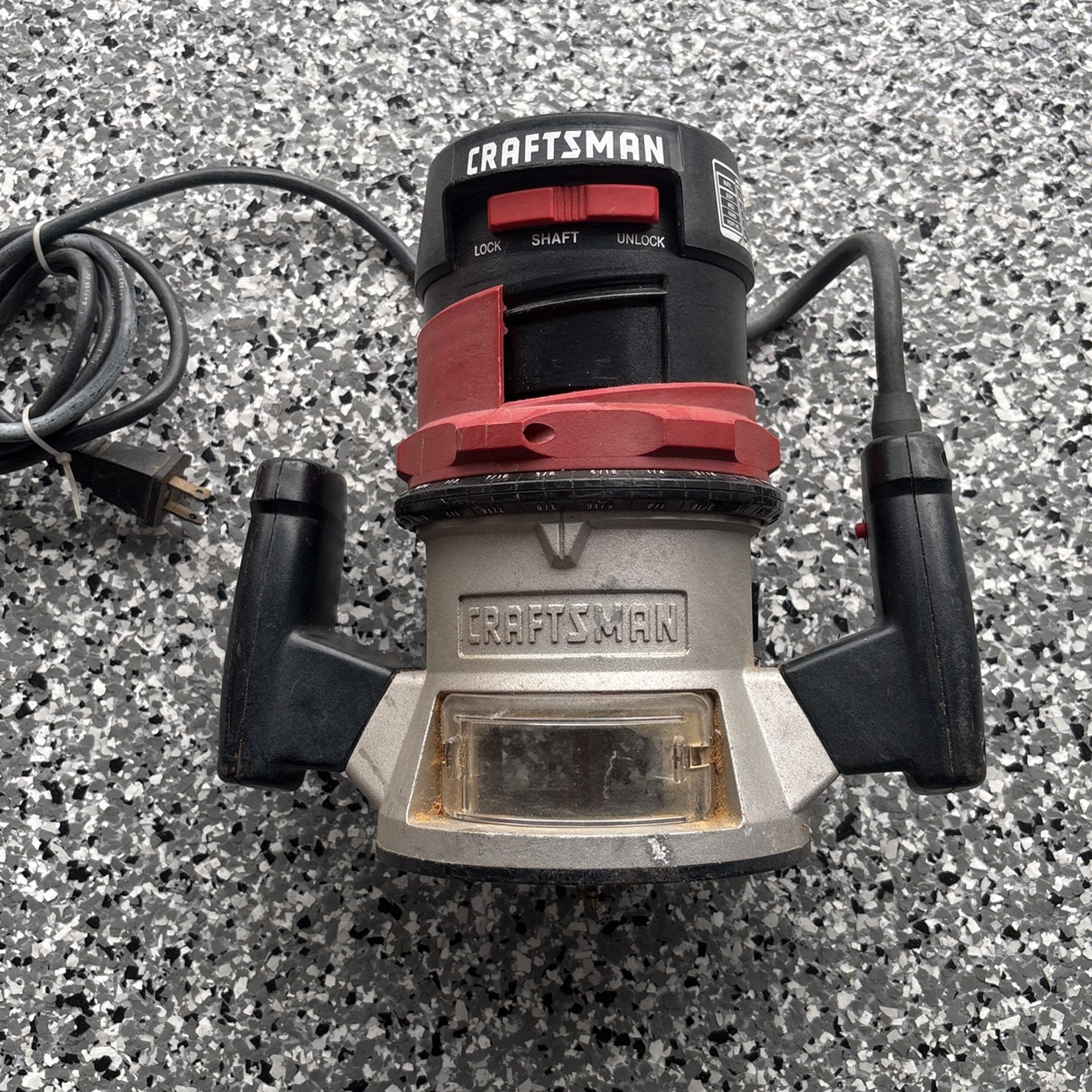Craftsman Router With A Cutting Bit