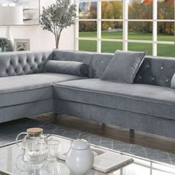 Brand New Grey Sectional Sofa w Storage Chaise Lounge (Pillows Included)