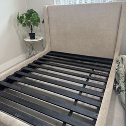Queen Bed  Frame 