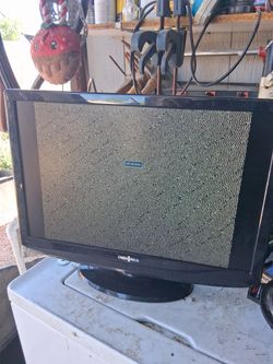 22 " Insignia tv  nice bedroom or kid tv