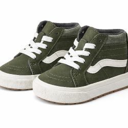 Vans Toddler Shoes 5.5 – Clean