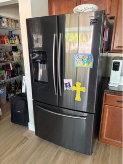 Samsung Refrigerator (something wrong with it)