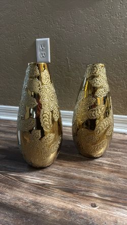 Gold Decorative Vases 🏺