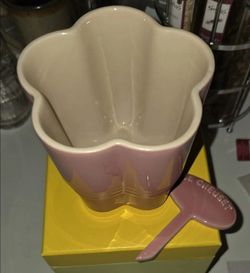 Le Creuset Herb Planter Rose Quartz Rare