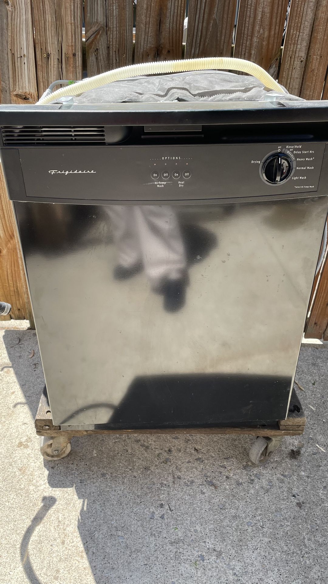 24” Frigidaire Dishwasher 75 for Sale in Roseville, MI OfferUp