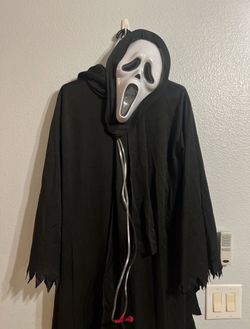 Ghost Face Scream Costume Adult XL – Mask & Robe – Spirit Halloween