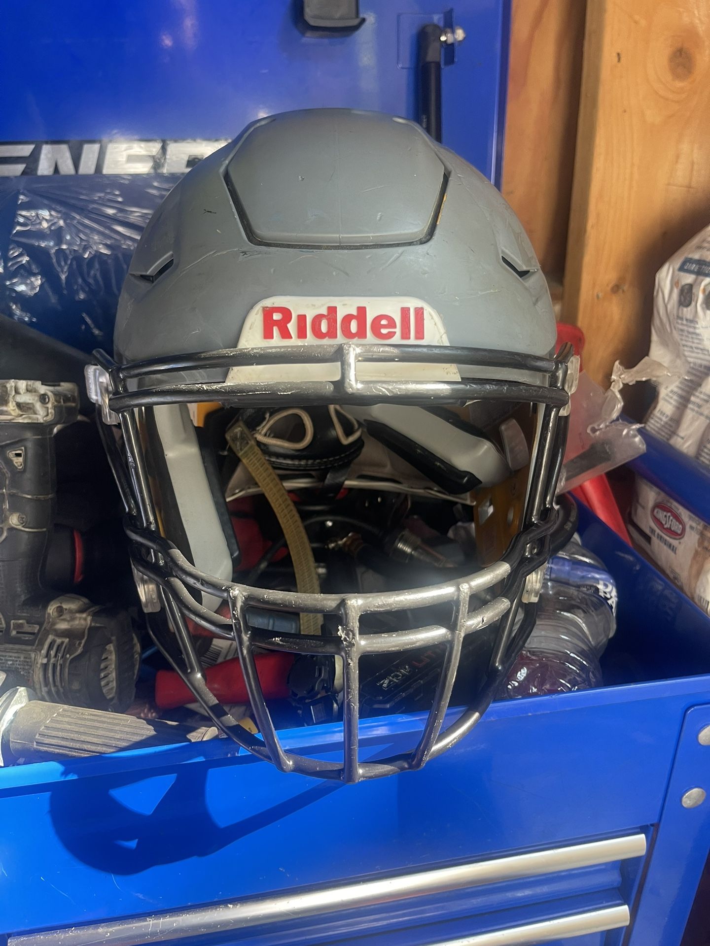 YOUTH LARGE SPEEDFLEX FOR SALE YOUTH FOOTBALL HELMET