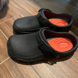 Work Crocks 