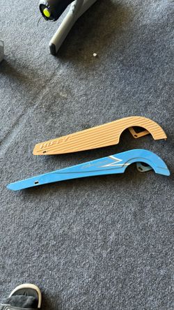 Chain cover for beach cruiser