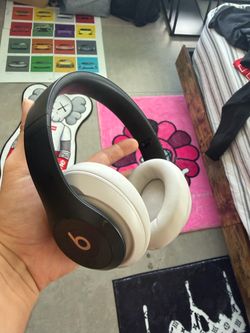 Beats Studio Pro Bluetooth Wireless Headphones - Black
