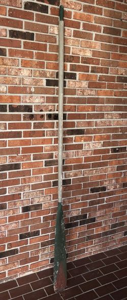 8 foot vintage oar with original paint