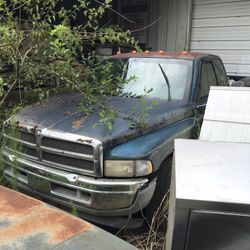 Cummins Diesel For Parts