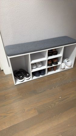 Shoe shelf