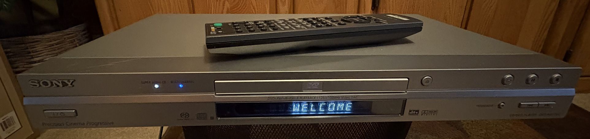 Sony DVD / SACD Player DVP-NS775V