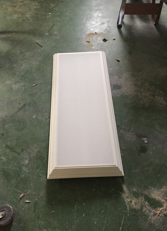 Fluorescent Fixture with trim