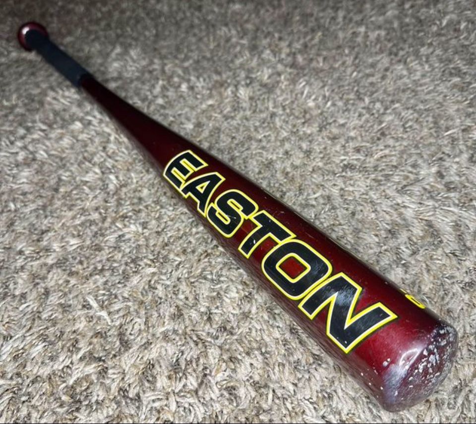Easton Magnum Baseball Bat