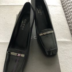Gucci Women’s Shoes Size 7.5
