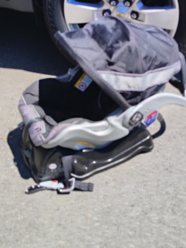 Baby Trend Carseat