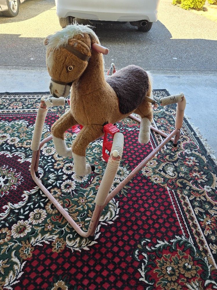 FREE kids Rocking Horsey