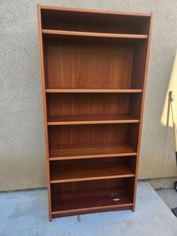 Cabinet shelving