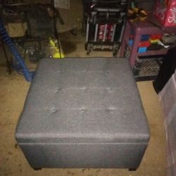 Ottoman Like New