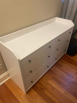 IKEA Hauga 6-Drawer Dresser
