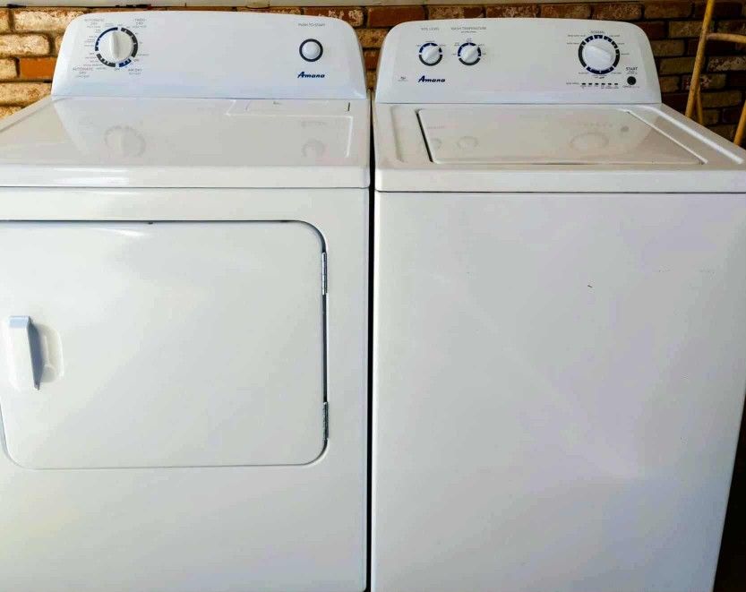 Free Delivery. Very Nice Washer And Electric Dryer. Only 3 Years Old 