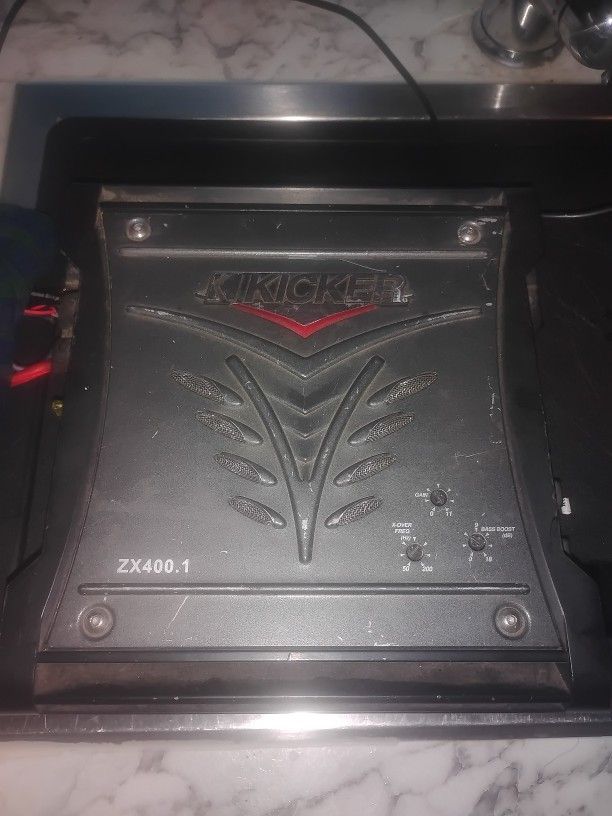 kicker zx400.1amplifier