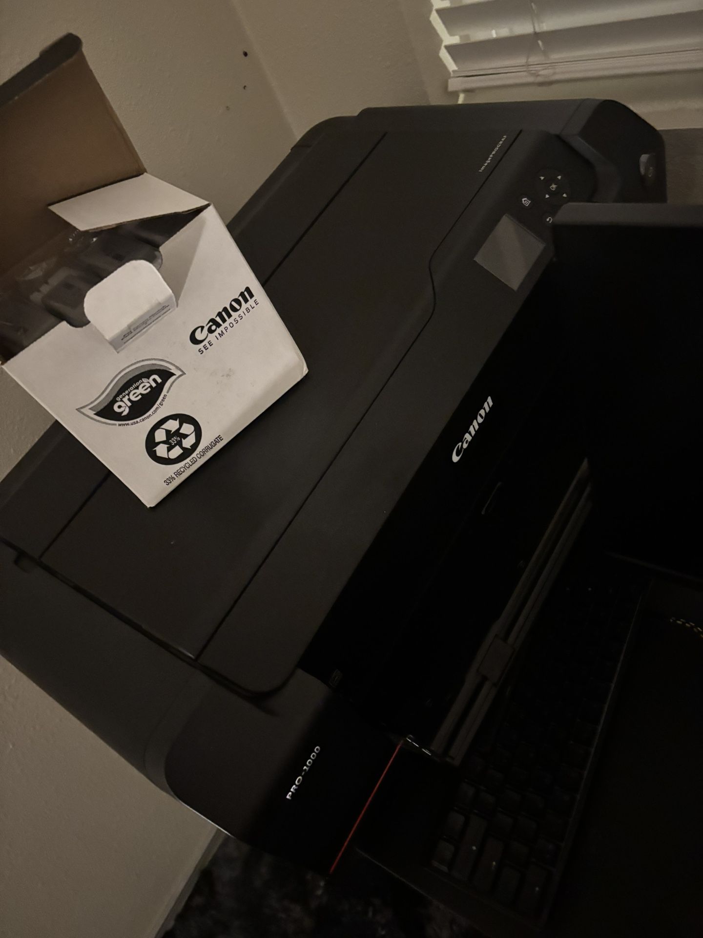 Like New Canon Pro image 1000 printer with Ink