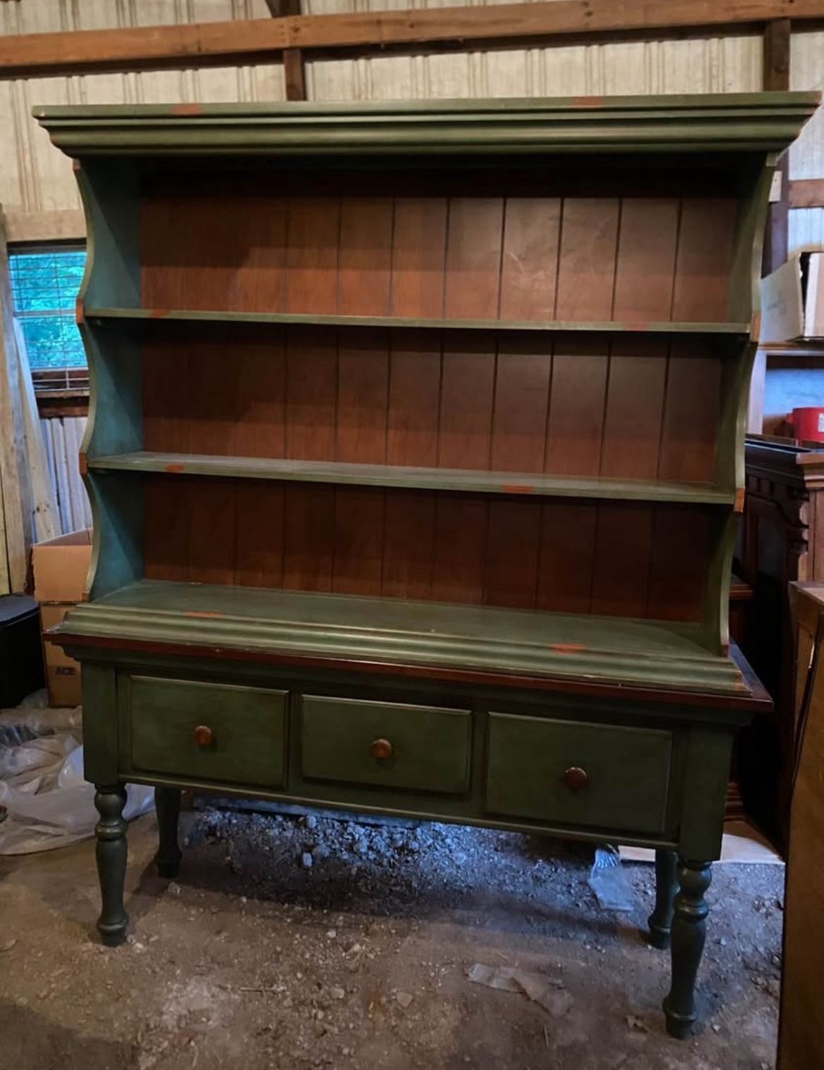 Antique Look Cabinet 