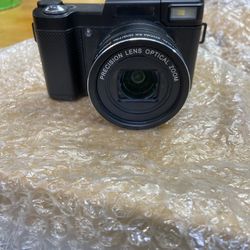 Digital Camera - Works Great - Battery And Memory Card Included