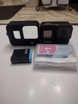 GOPRO 8 ( Cash or trade 4 Pokemon Cards