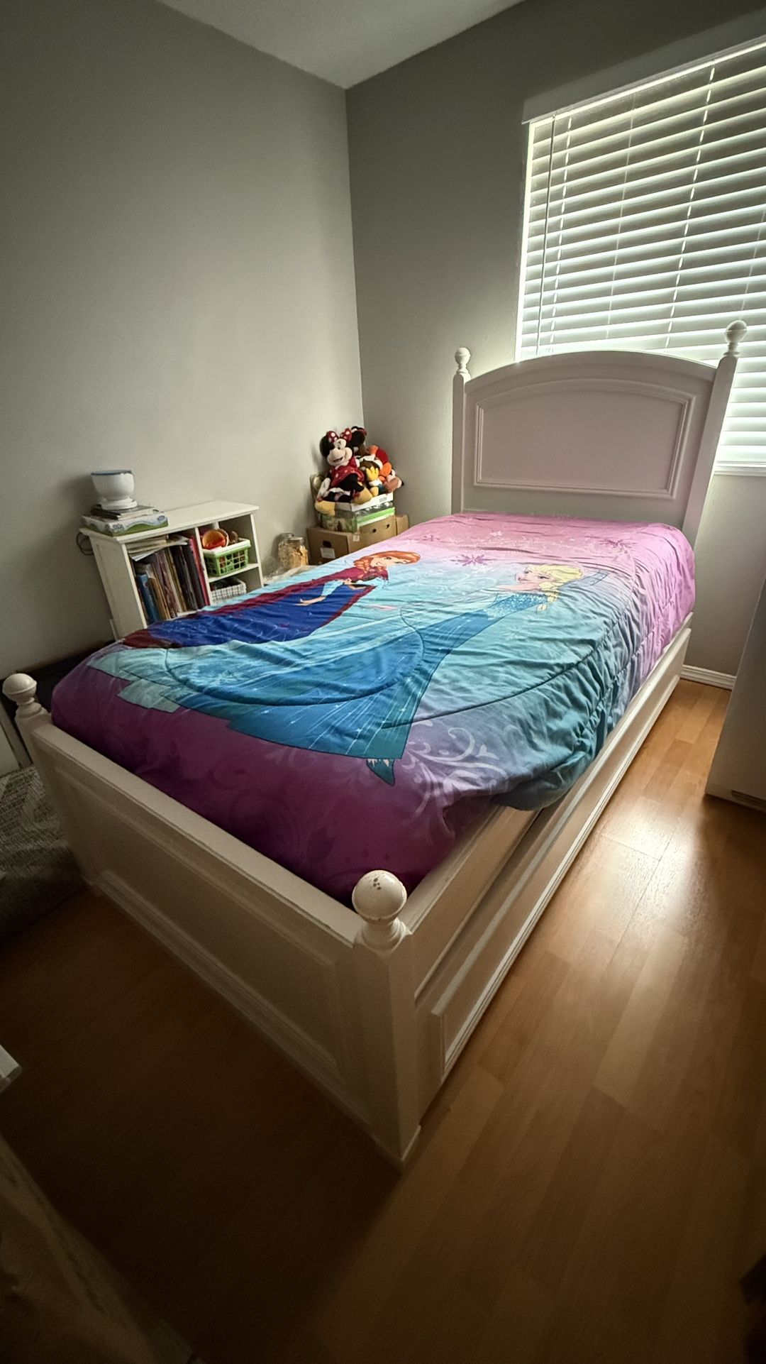 Twin Trundle Bed
