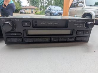 Original '98-2000 Toyota Head Unit -- Offers welcome