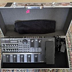 BOSS GT8 GUITAR EFFECTS PROCESSOR 